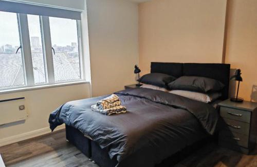 Moffat Apartment | Modern Flat Ideal for Short & Long Stays in Sheffield South Yorshire