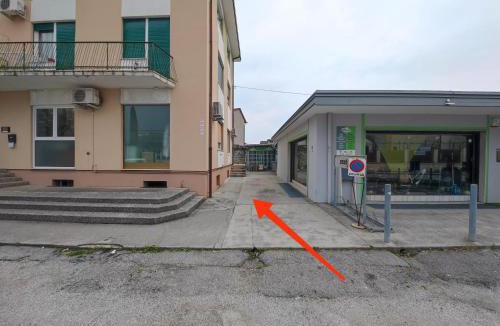 Castello d'Aviano Apartment | Modern flat per 6 Aviano AC Parking