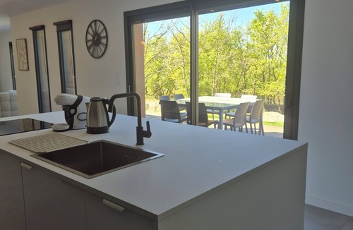 Saint-Vincent-Rive-d'Olt Villa | Modern house in the countryside - Peace, comfort and nature