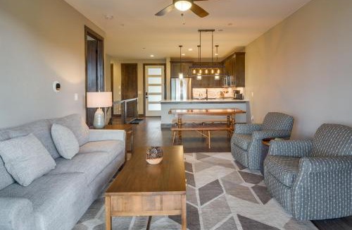 Rendezvous House | Modern Fraser Townhome with River Views Near Skiing!