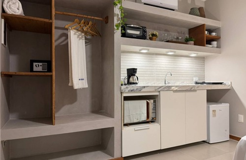 Barra Grande Apartment | Modern Ground Floor Studio Apartment by the Sea: Practicality and Affordability