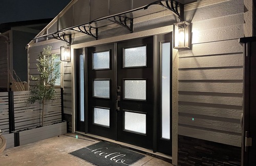 Holladay Cottage | Modern guest house with views of Wasatch front.