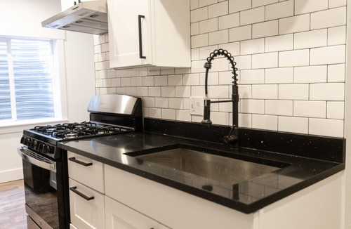 Draper House | Modern guest suite, central location in SLC valley