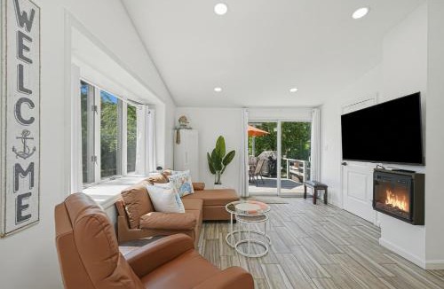 Hampton Bays House | Modern Hampton Bays Cottage near BEACHES & TOWN cottage