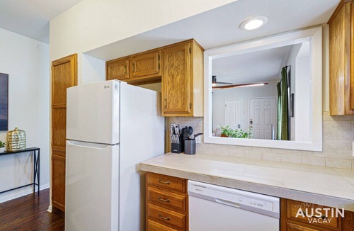 Clarksville Apartment | Modern Haven with King Suite + Impeccable Location