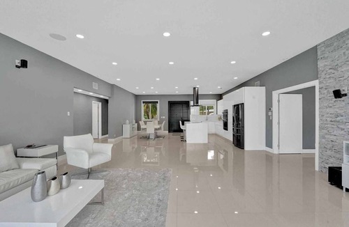 Pompano Isles House | Modern - Heated pool - intercostal views