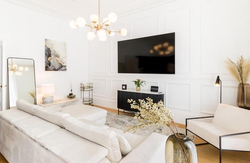 Leamington Spa Apartment | Modern High End 1 Bed in Central Leamington Spa - Pass the Keys
