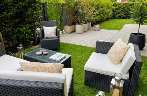 Stratford and New Town Apartment | Modern, High spec large apartment - with a private Garden in London’s East Bank