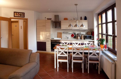 Fleeth Apartment | Modern holiday flat on a fenced property.