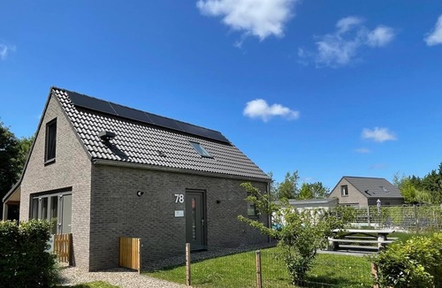 Sint Maarten House | Modern holiday home for 6 Persons, nearby the sea, outdoor swimming pool, small-scale holiday park