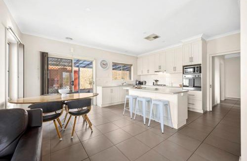 Highton House | Modern home in Highton