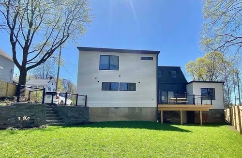 Beacon House | Modern home w/creek view, steps to town & mountain