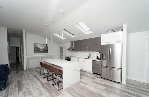 Hamden House | Modern home with a private Heated pool and jacuzzi