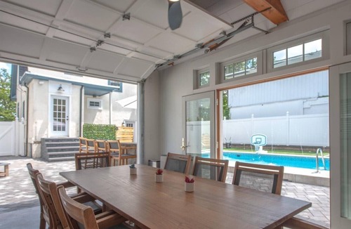 Highland Park House | Modern Home with Heated Pool near Rutgers, train to NYC