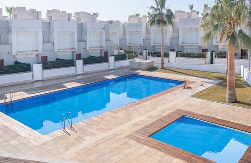 Altafulla House | Modern house in Altafulla near sea, air-conditioned, WIFI, pool, family-friendly