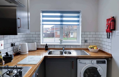 Hartlepool House | Modern House In Hartlepool With Private Parking