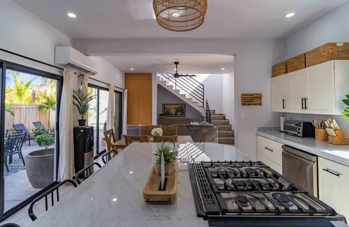 El Centenario House | Modern House w/Rooftop Ocean Views & Private Pool