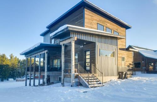 Island Park House | Modern Island Park Cabin ~ 23 Mi to Yellowstone!