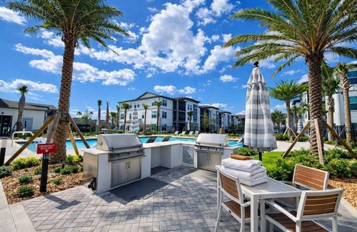 St. Augustine Apartment | Modern King Bed Pool Gym Free Parking Near I95