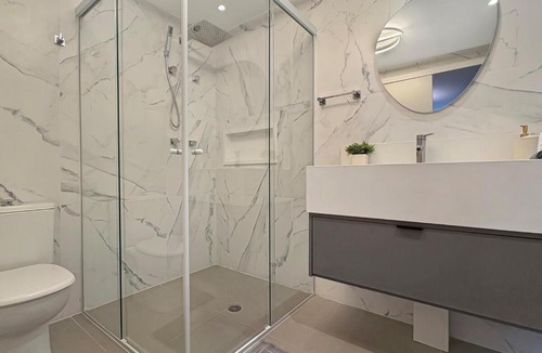 Bela Vista Apartment | Modern Kitchen Balcony Studio Air conditioning