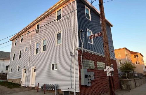 Woonsocket Apartment | Modern LIVIN 1bd 1ba