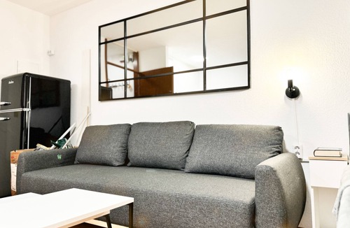 Karlsruhe City Centre Apartment | Modern living studio Karlsruhe frieden apartments