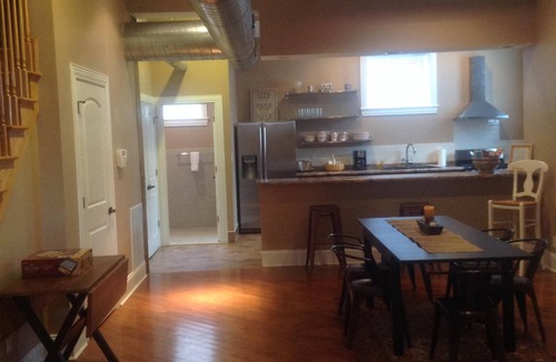 Tower Grove East Apartment | Modern, Loft-like unit in the Historic Tower Grove Area