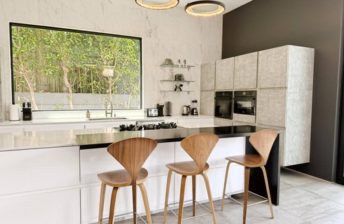 Fairfax District House | Modern Lux Masterpiece: Games, Views, Rooftop ,Pool, & Spa