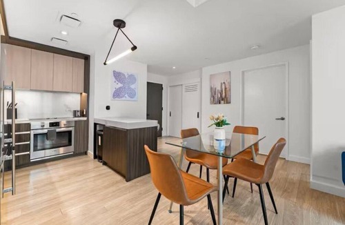 Seaport District Apartment | Modern Lux Seaport Convention Center I 2BR 2BA APT