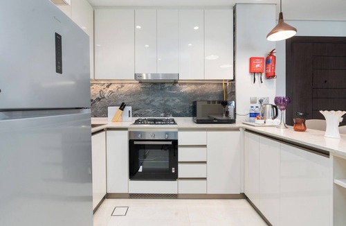 Business Bay Apartment | Modern Luxe 1BR Partial Burj View & King Bed