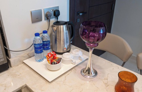 Business Bay Apartment | Modern Luxe 1BR Partial Burj View & King Bed