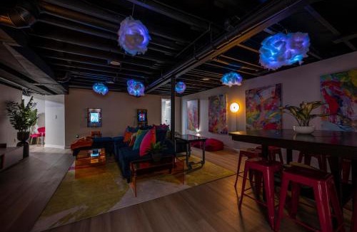 Lee's Summit Villa | Modern Luxe 3B2B - Hot Tub - Game Room - EV Charger - Walk to Downtown LS