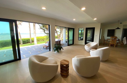 Sanders House | Modern Luxe Riverfront Paradise-new listing! Monthly discount