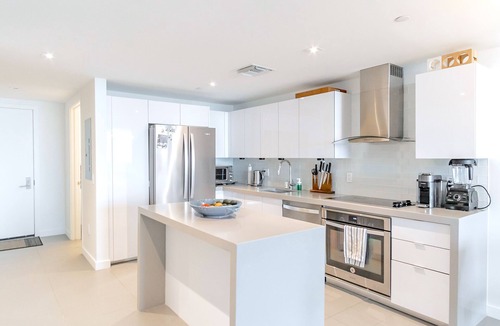 Town Square Condo | Modern Luxe Smart Condo w/Workspace, Pools, Gym, Parking
