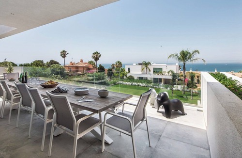 Porto de Mos Villa | Modern Luxury Algarve Villa near Lagos Close to Beach with Pool