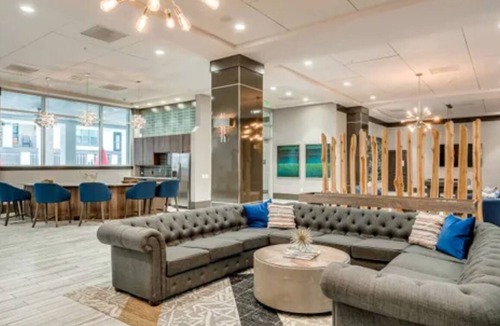 Houston Apartment | Modern Luxury Downtown Houston Condo -Stylish Stay in the Heart of the City