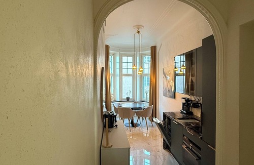 Kluuvi Apartment | Modern Luxury Flat - Steps to Station