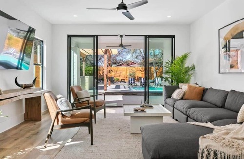 East MLK House | Modern Luxury Homes | Private Pool