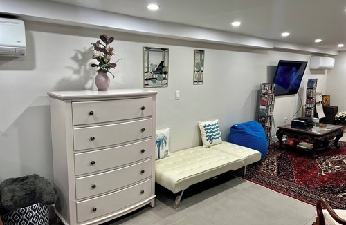 Brooklyn Apartment | Modern Luxury HUGE basement studio in the heart of Brooklyn1 block to subway