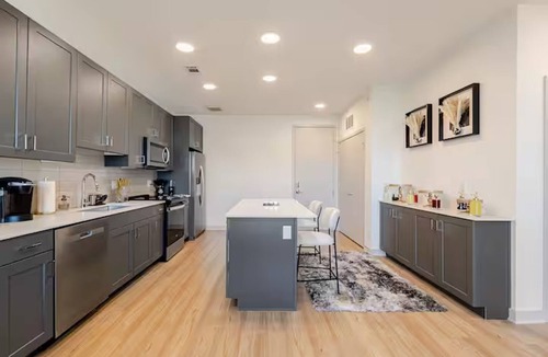 Sun Valley Apartment | Modern Luxury Mile High : Panoramic Broncos Stadium Views