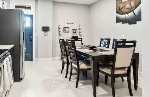 Bloomington Apartment | Modern Luxury Stay in Prime Location