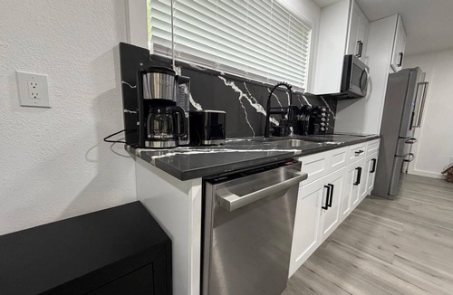 Wesley Chapel South Apartment | Modern Luxury Studio Cozy Retreat