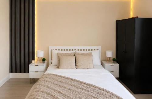 Lady Margaret Apartment | Modern Luxury Studio Apartment