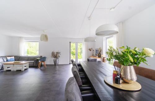 Zeewolde House | Modern Luxury villa