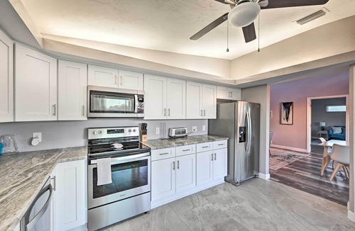 Marco Island Cottage | Modern Marco Island Retreat w/Private Pool!