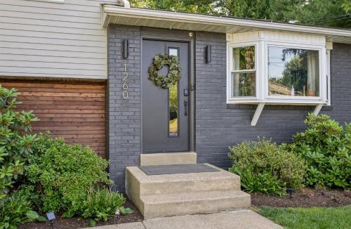Exton House | Modern Mid-Century Retreat