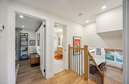 Exton House | Modern Mid-Century Retreat