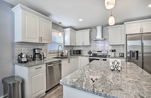 Middletown Apartment | Modern Middletown Retreat, Minutes to Downtown!