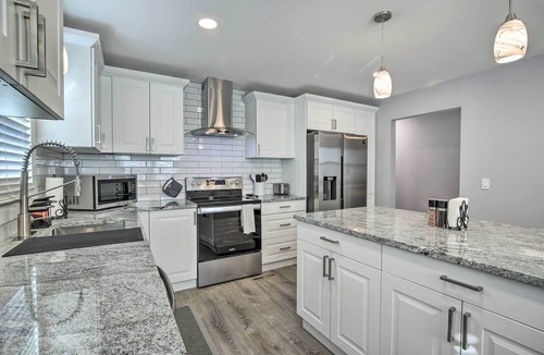 Middletown Apartment | Modern Middletown Retreat, Minutes to Downtown!