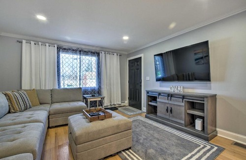 Middletown Apartment | Modern Middletown Retreat, Minutes to Downtown!